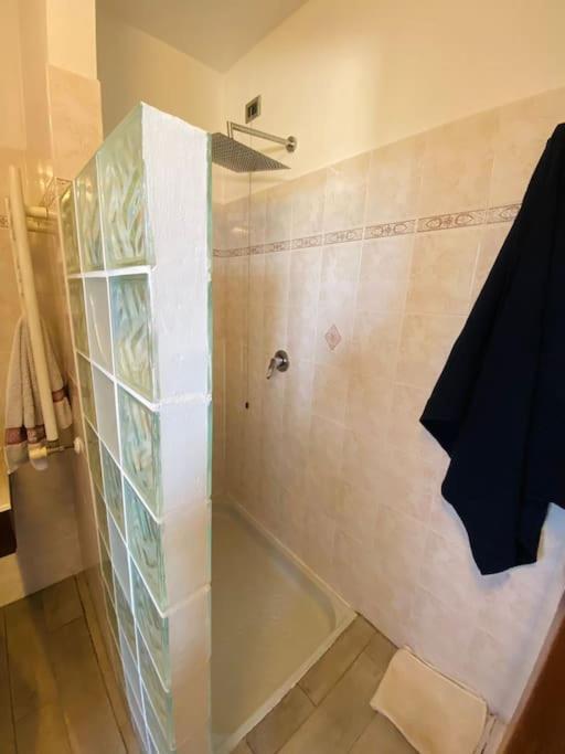Intero Bilocale Con Terrazzo Vicino A Milano Lejlighed Mairano Eksteriør billede